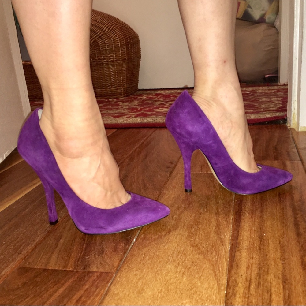Steve Madden Suede Heels